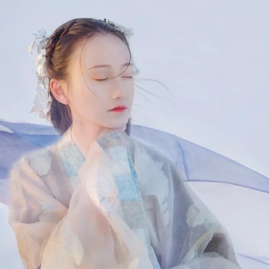 翩翩起舞帶傘女生頭像，唯美古風(fēng)真人頭像