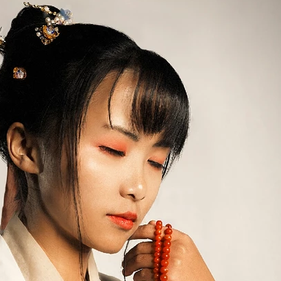 淡雅清新文藝帶團(tuán)扇女生頭像，唯美古風(fēng)頭像