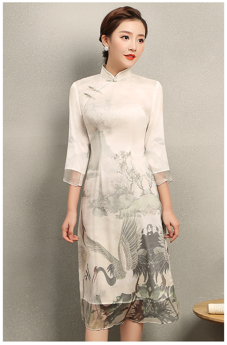 復古飛鶴旗袍，淡雅中袖中式旗袍裙