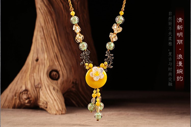 黃色平安扣鎖骨鏈，清新明麗項鏈首飾