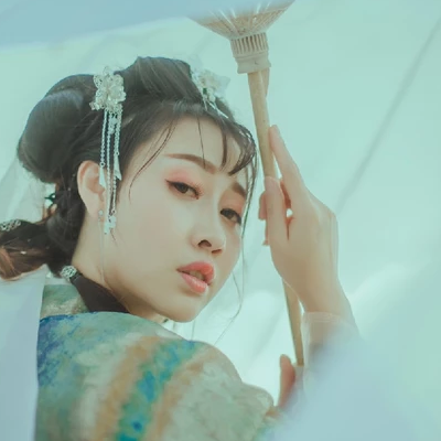 文藝漢服女生頭像，唯美古風(fēng)真人頭像