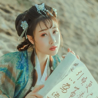 文藝漢服女生頭像，唯美古風(fēng)真人頭像