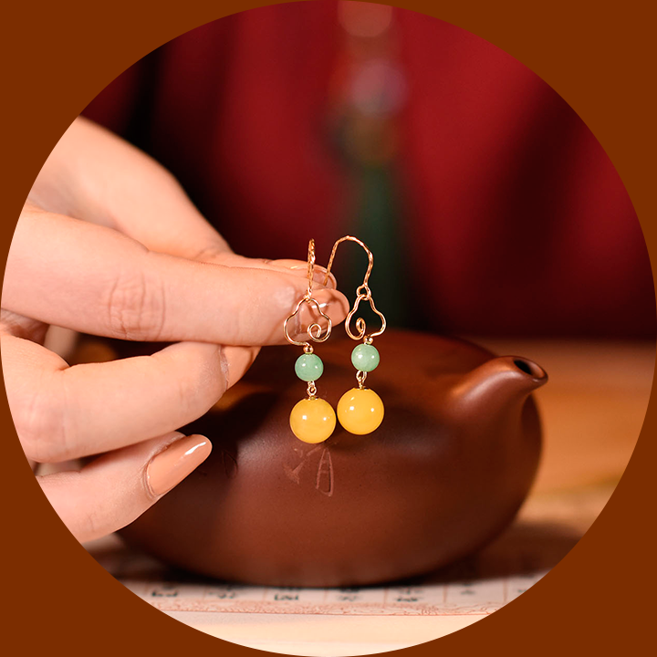 古風手工祥云耳環(huán)，古典蜜蠟翡翠耳環(huán)