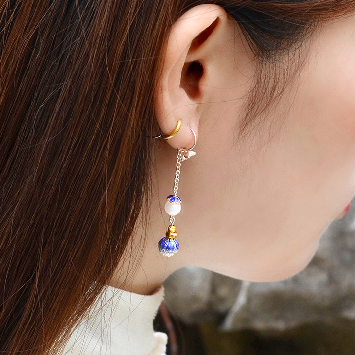 氣質(zhì)銀流金耳飾，純白貝珠顏如玉耳環(huán)首飾