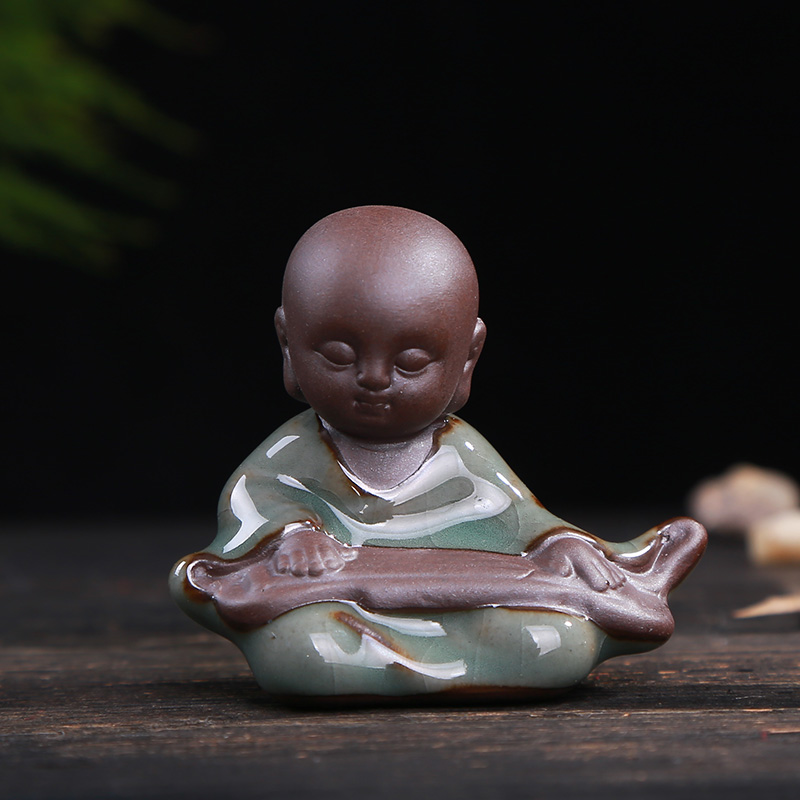 別具風(fēng)味的文竹陶瓷盆景，禪意小和尚盆景圖片