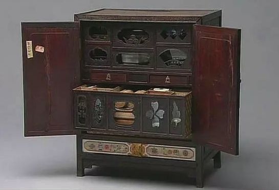 古代“博古架”藏寶貝，精美絕倫多寶格！