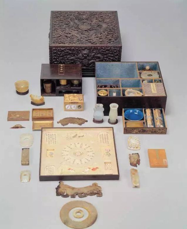 古代“博古架”藏寶貝，精美絕倫多寶格！