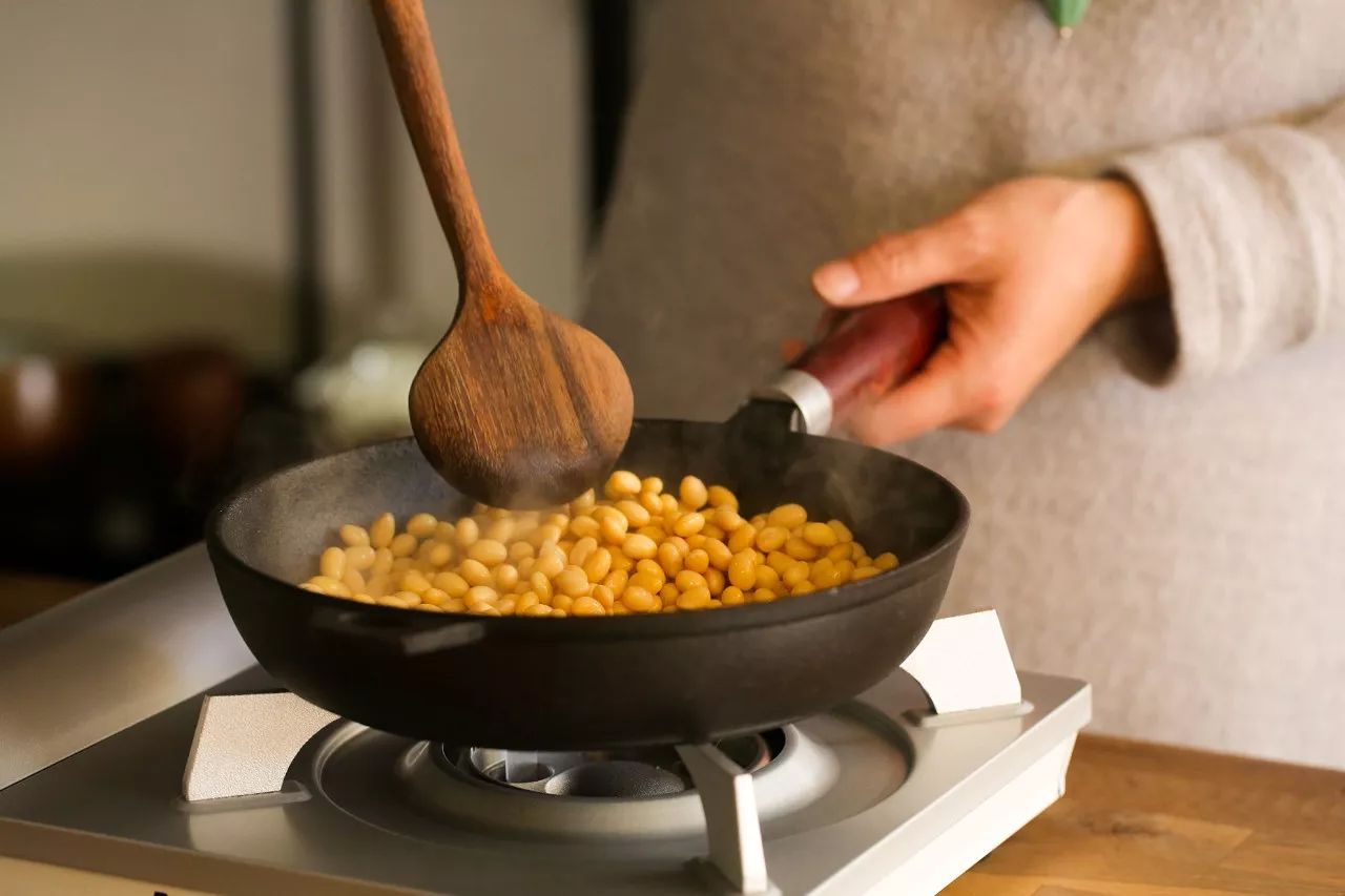 民俗驚蟄含義：驚蟄時(shí)節(jié)春雷一響萬(wàn)物長(zhǎng)