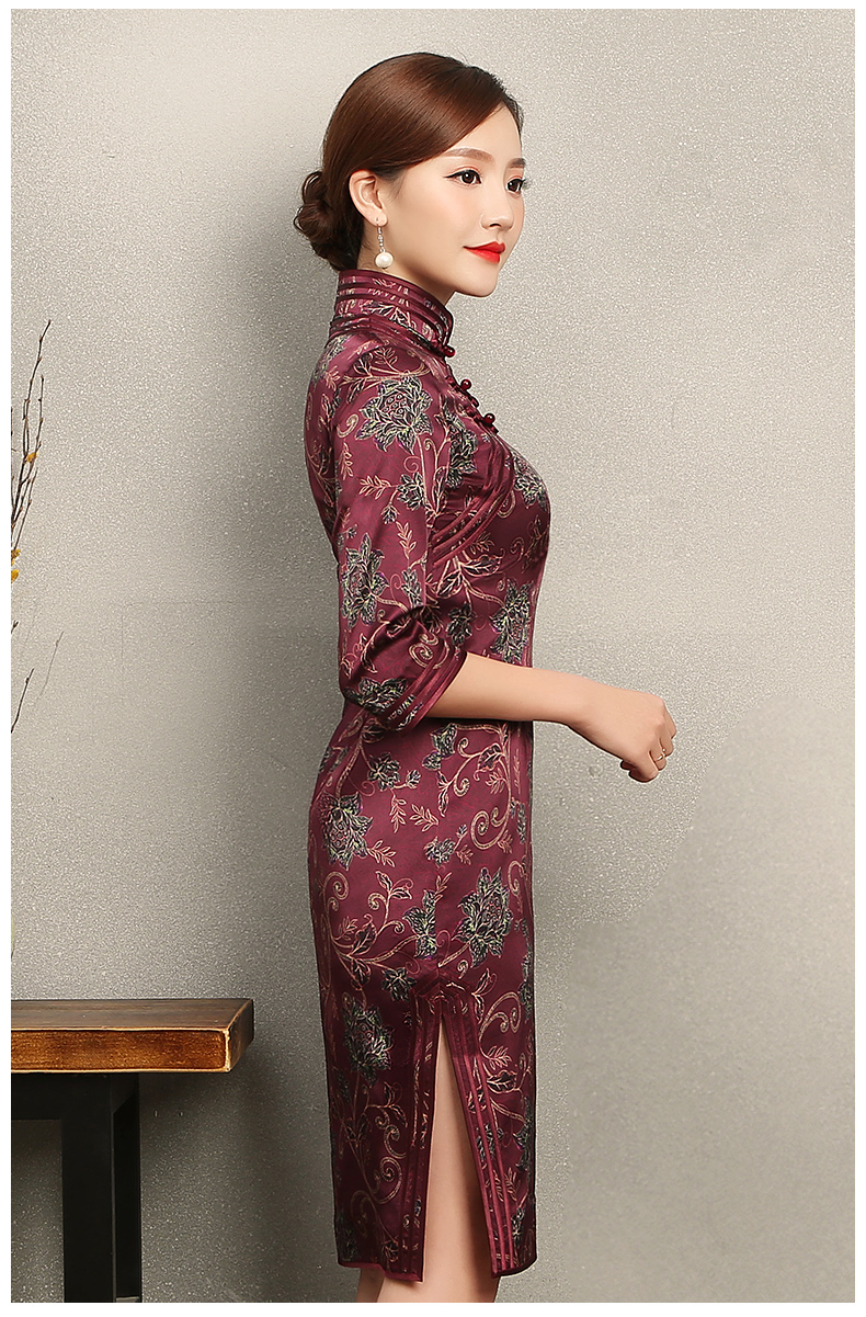 端莊典雅紫紅色旗袍，中袖真絲旗袍裙