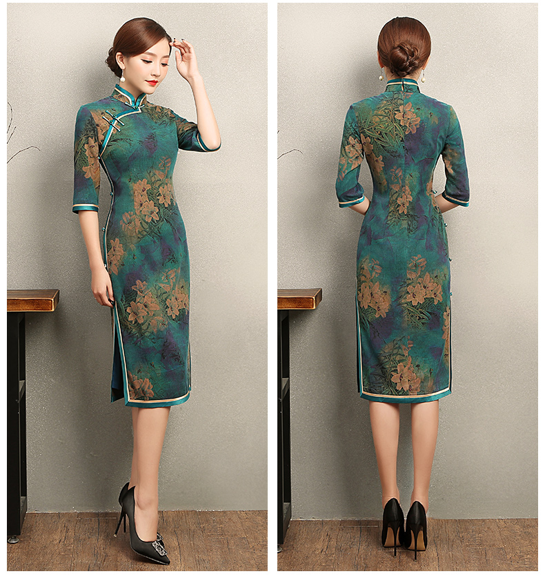 復古雍容的墨綠旗袍，古典印花旗袍裙