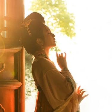 大唐盛世氣象女生頭像，唯美古風真人頭像