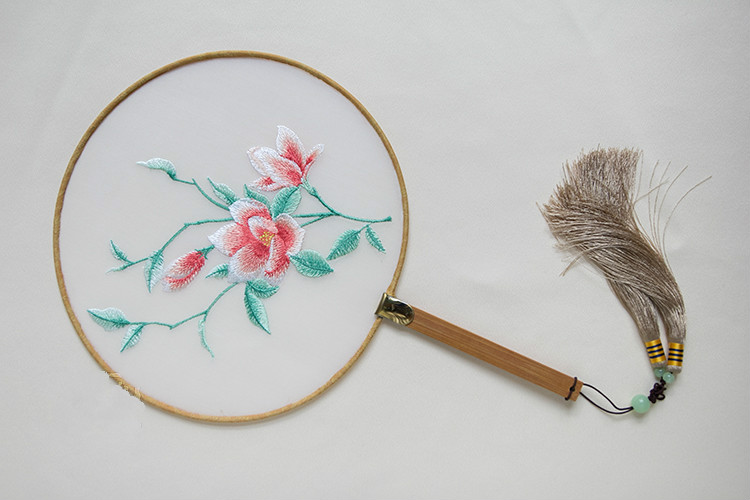 古典茉莉花刺繡團(tuán)扇，復(fù)古繡花宮扇工藝扇子