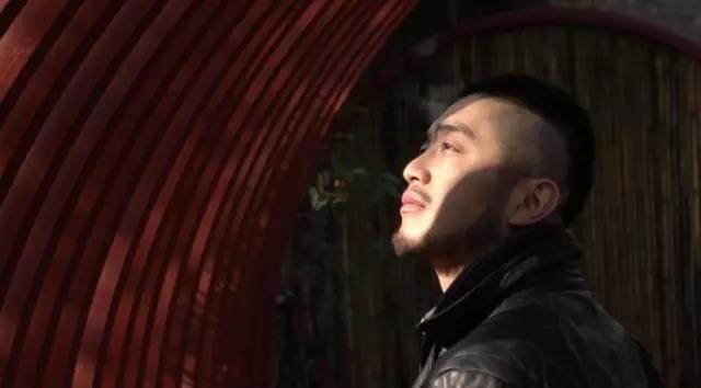 上山上去生活吧，上山上迎你還家！