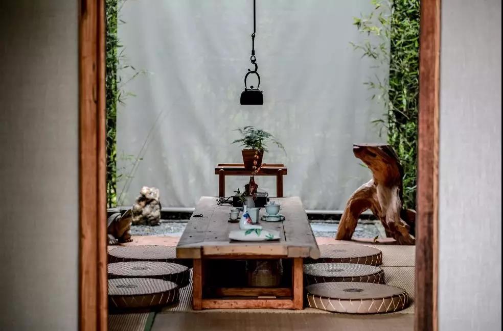 上山上去生活吧，上山上迎你還家！