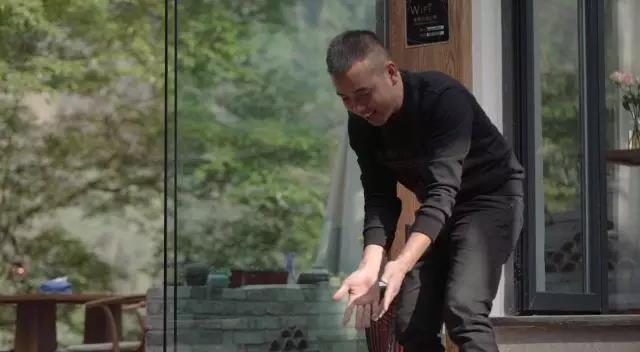 上山上去生活吧，上山上迎你還家！