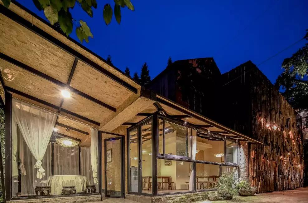 上山上去生活吧，上山上迎你還家！