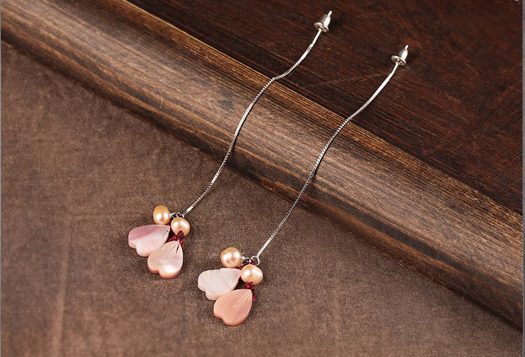 靈動(dòng)浪漫耳線耳飾，心形粉海貝雕花長(zhǎng)款耳環(huán)