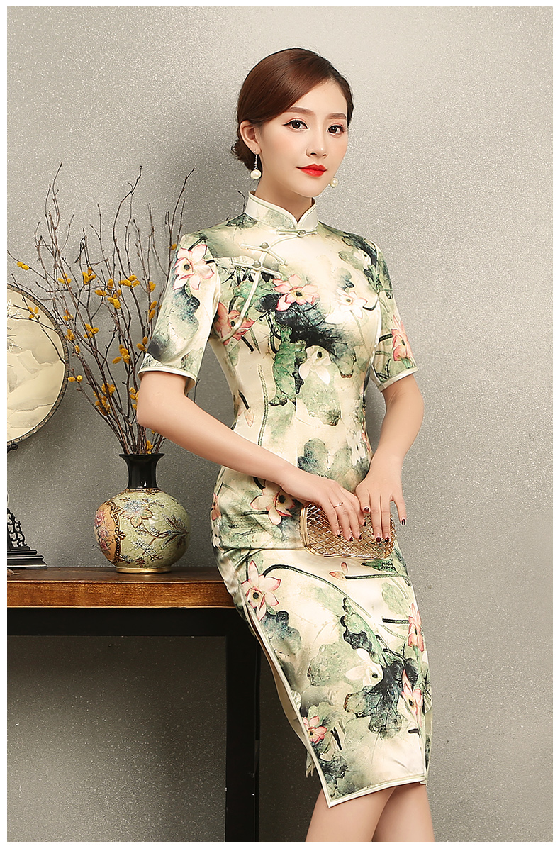 青荷古風(fēng)韻味旗袍，淡雅短袖印花旗袍裙