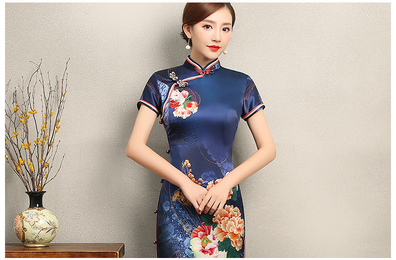 知性優(yōu)雅藍(lán)色旗袍，花嬌印花短袖旗袍裙