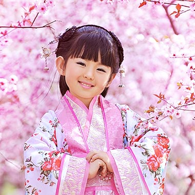 超萌粉色小花仙帶團扇女孩頭像，唯美古風真人