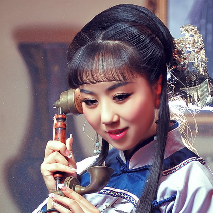 古典雅韻的女生頭像，唯美古風真人頭像