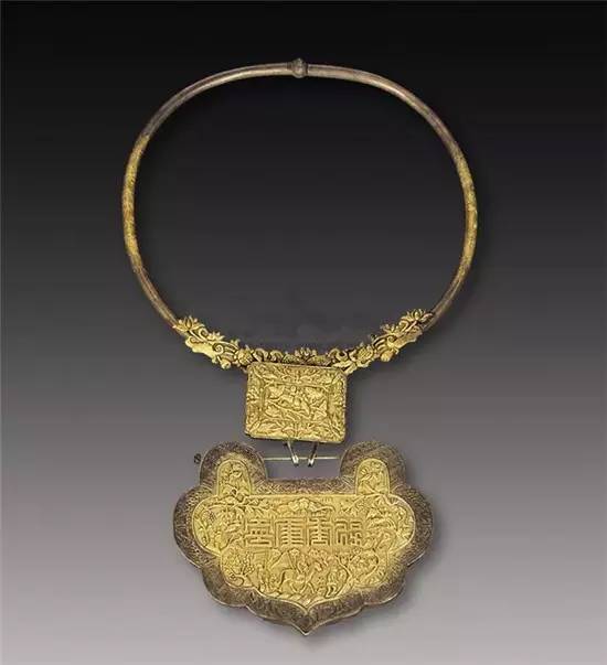 古老的美好祝福飾品：巧奪天工的長(zhǎng)命鎖