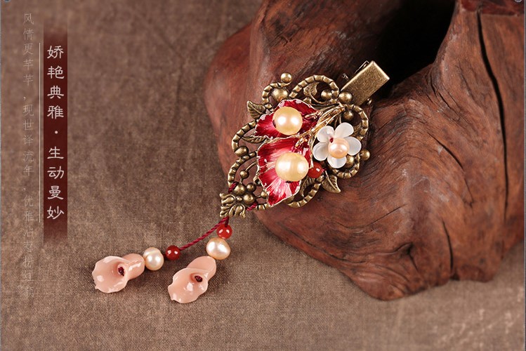 嬌艷典雅發(fā)夾，生動曼妙的發(fā)夾頭飾