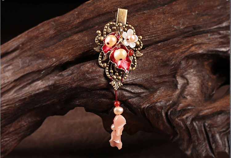 嬌艷典雅發(fā)夾，生動曼妙的發(fā)夾頭飾