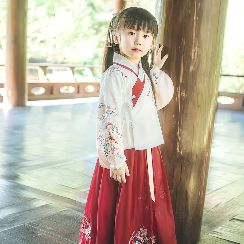 祥云花卉錦鯉刺繡漢服，清新淡雅漢服兒童裝