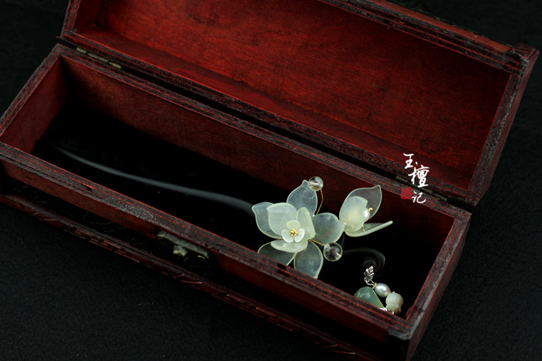 古風(fēng)玉蘭花黑檀木簪子，手工玉簪花頭飾