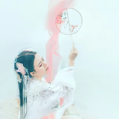 朦朧仙緣女生頭像，唯美古風真人頭像