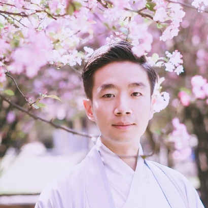 春暖花開男生頭像，唯美古風(fēng)真人頭像