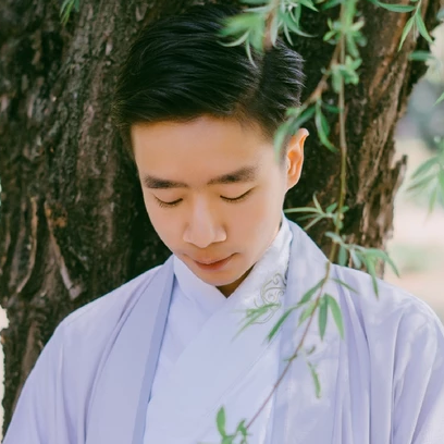 春暖花開男生頭像，唯美古風(fēng)真人頭像