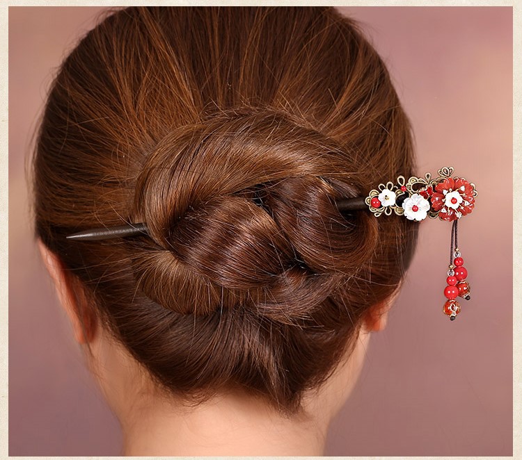 紅葉似火發(fā)簪簪子，青春活力步搖頭飾
