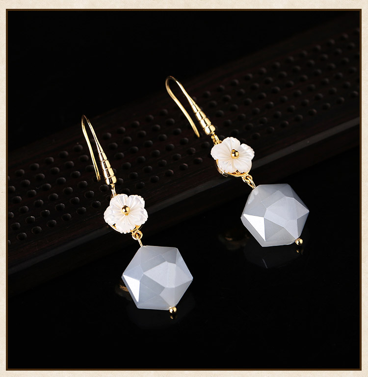 精致菱歌耳環(huán)，別致氣質花朵耳環(huán)首飾
