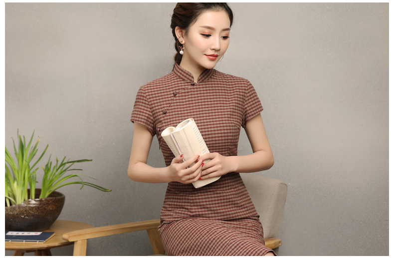 民國風(fēng)復(fù)古格子旗袍，改良棉麻短袖旗袍圖片