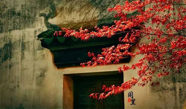 中國(guó)古鎮(zhèn)：淺析32個(gè)中國(guó)最美古鎮(zhèn)！