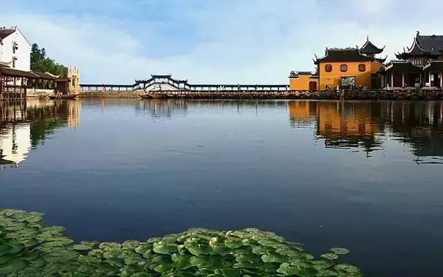 中國(guó)古鎮(zhèn)：淺析32個(gè)中國(guó)最美古鎮(zhèn)！