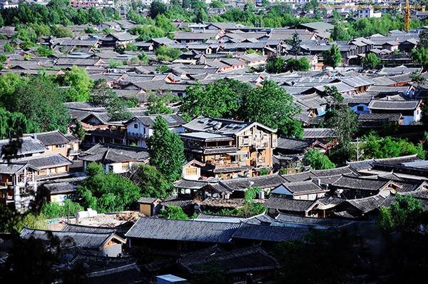 中國(guó)古鎮(zhèn)：淺析32個(gè)中國(guó)最美古鎮(zhèn)！