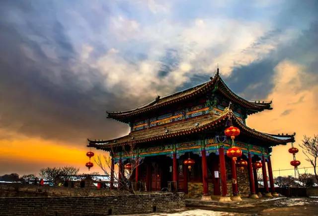 中國(guó)古鎮(zhèn)：淺析32個(gè)中國(guó)最美古鎮(zhèn)！