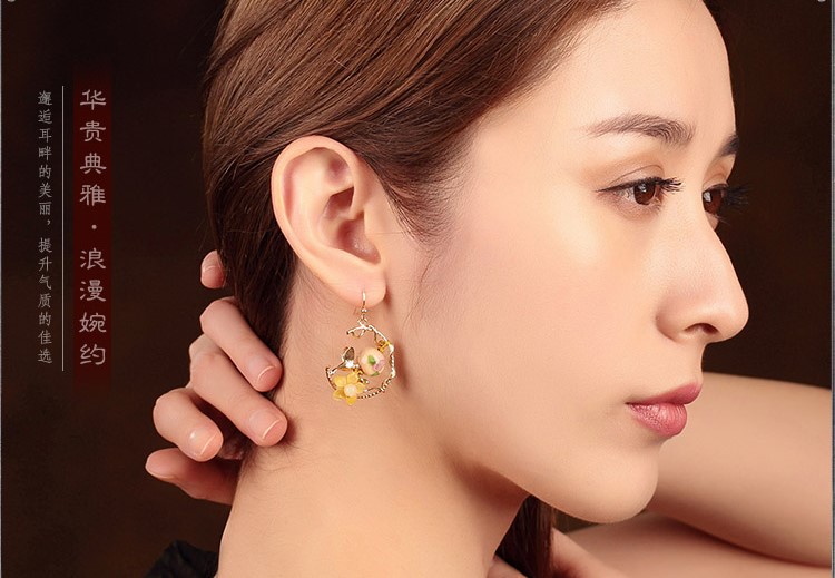 華貴典雅閃閃耳環(huán)，清新淡黃花朵耳環(huán)首飾