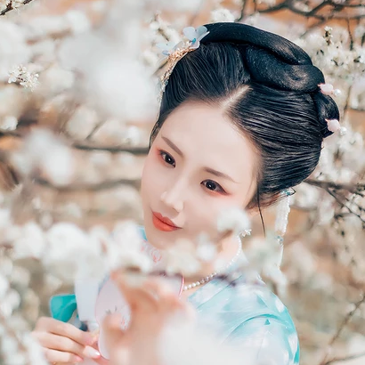 清新梨花芬芳女生頭像，唯美古風(fēng)真人頭像