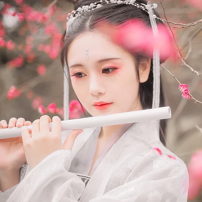 滿溢花香文藝女生頭像，唯美古風(fēng)真人頭像