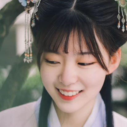 文藝淡雅女生頭像，唯美古風(fēng)真人頭像