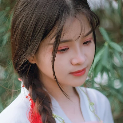 清新淑女持團(tuán)扇女生頭像，唯美古風(fēng)真人頭像