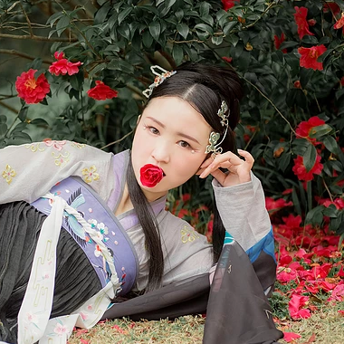 嬌艷花朵女生頭像，唯美古風(fēng)真人頭像