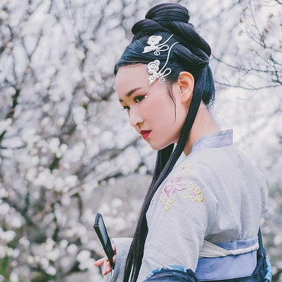 嬌艷花朵女生頭像，唯美古風(fēng)真人頭像