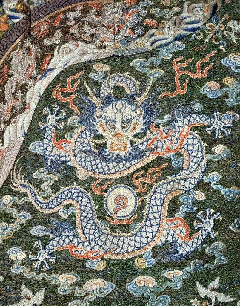 淺析中國刺繡，家佳樂文學的刺繡究竟有多美?