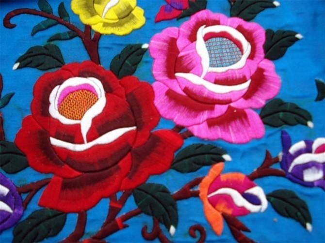 淺析中國(guó)刺繡，家佳樂(lè)文學(xué)的刺繡究竟有多美?