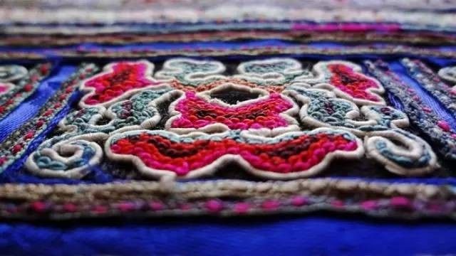 淺析中國刺繡，家佳樂文學(xué)的刺繡究竟有多美?
